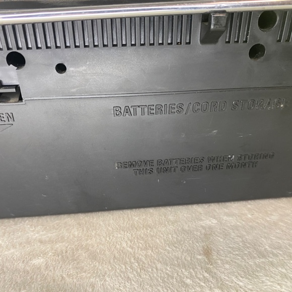 Vintage General Electric AM/FM Stereo/Cassette Recorder 3-5628A Tested Working - Picture 11 of 16